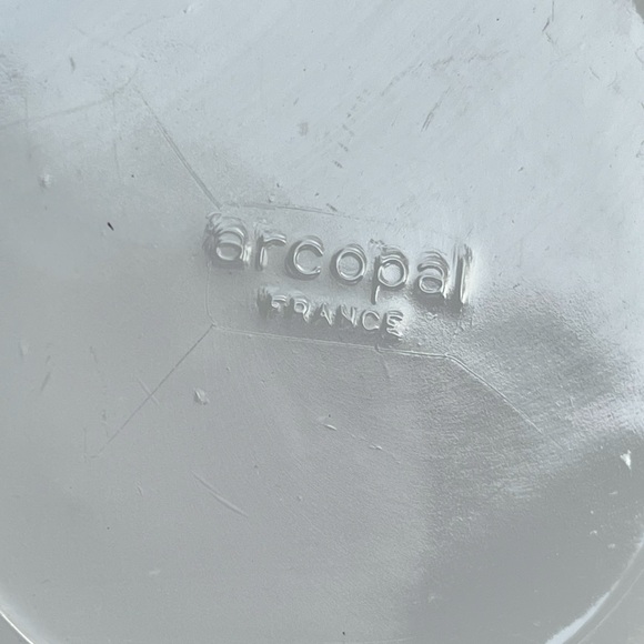 Vintage Arcopal France Nesting Bowls Set of Two White Milk Glass Scalloped Edge - Picture 11 of 15